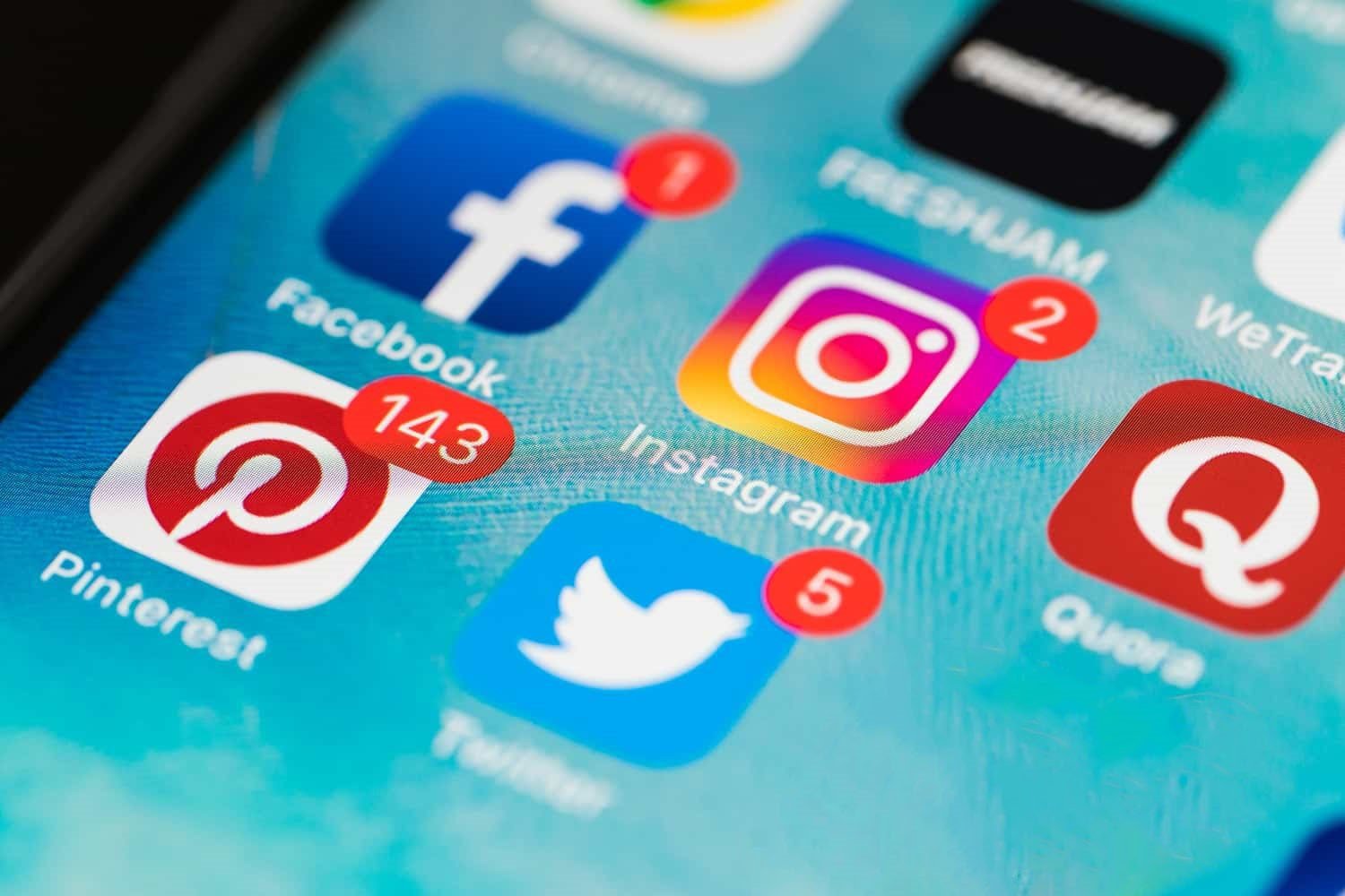 Facebook, Instagram ve Messenger'ı Birleştiriyor